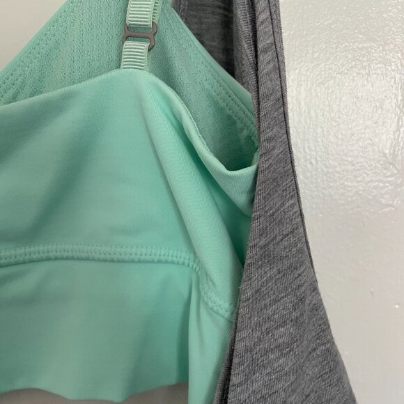 lululemon athletica Twist & Turn Tank with built-in bra in grey/mint - Picture 14 of 14